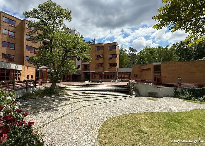 - Am WannseeJugendherberge Berlin